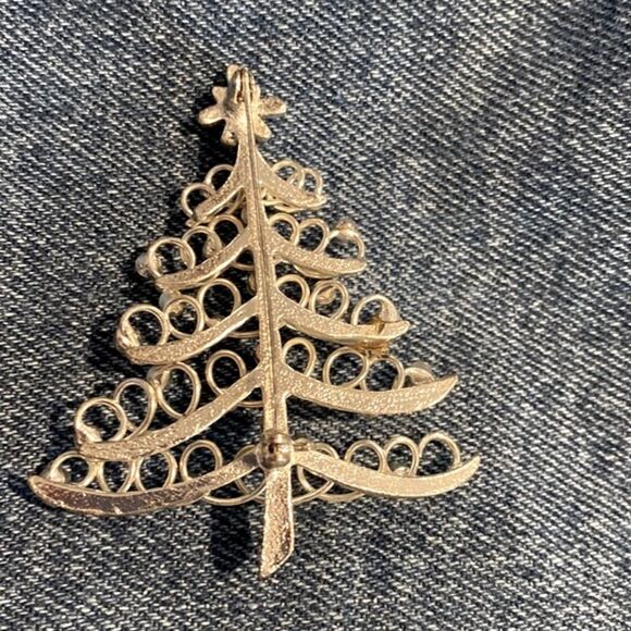 Silver Christmas Tree Brooch Pin with Iridescent Crystals - Picture 8 of 9